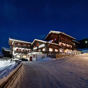 ** Hotel Teola Włochy